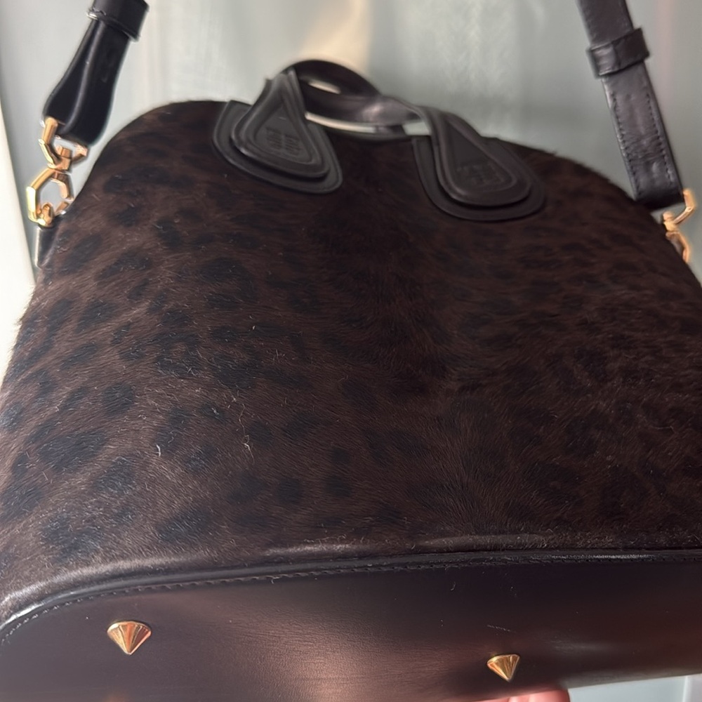 Givenchy Leopard Print Crossbody Handbag - Picture 5 of 16